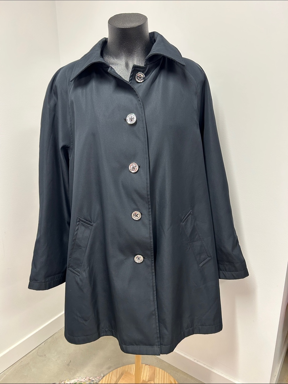 Jessica London Black Button-Front Trench Coat / Car Coat - Size 20